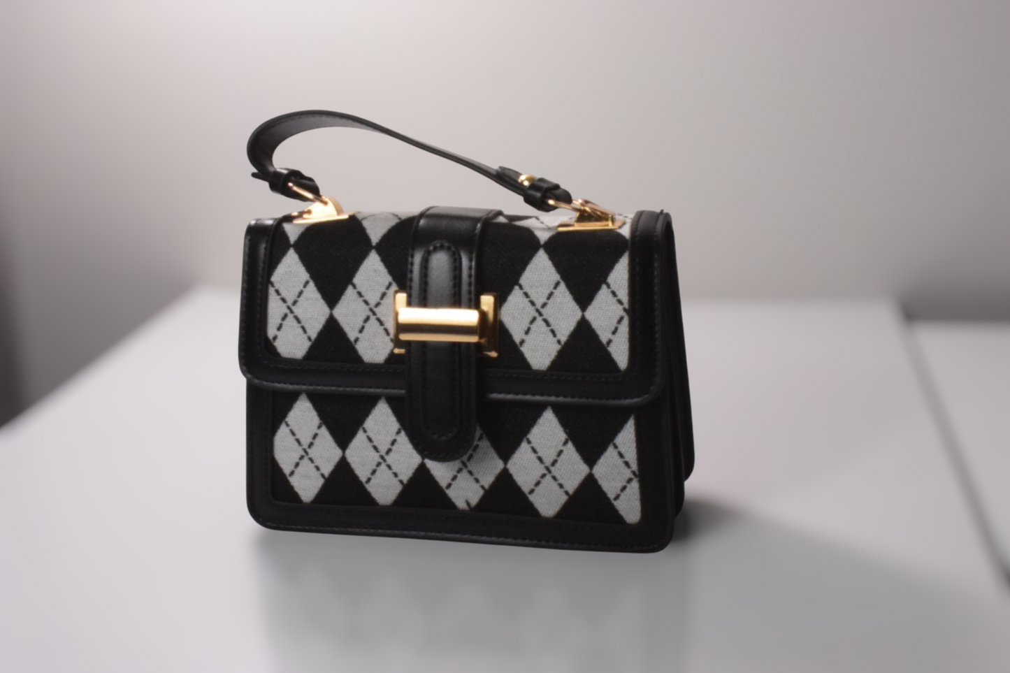Dorole Diamond Stitching Crossbody Handbag