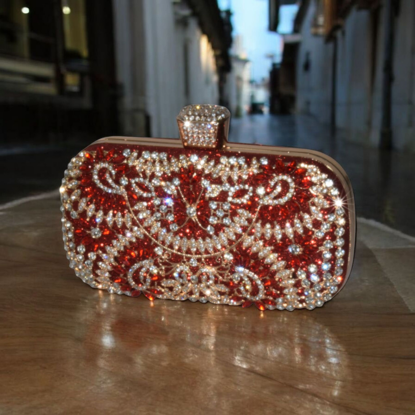 Dorole Eika Clutch