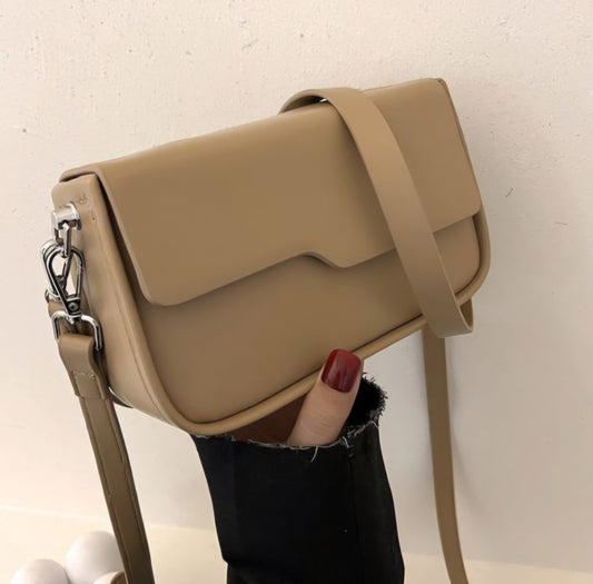 Minimalist Square Crossbody bag