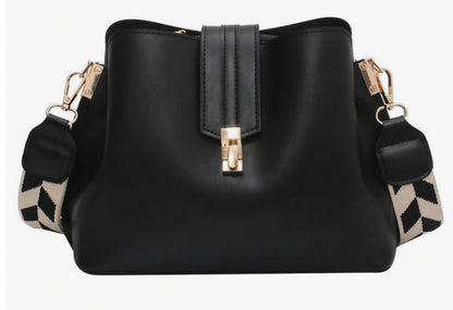 Dorole Bucket Bag